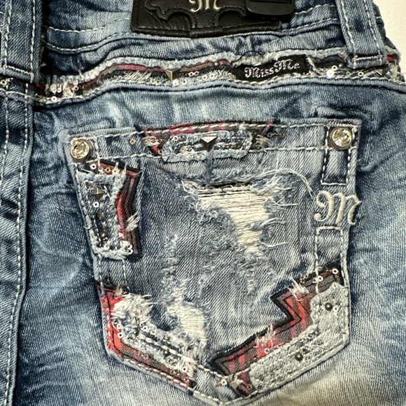 Miss Me Distressed Blue Jean Shorts with Red Plaid Accents Size 29 - Picture 4 of 9